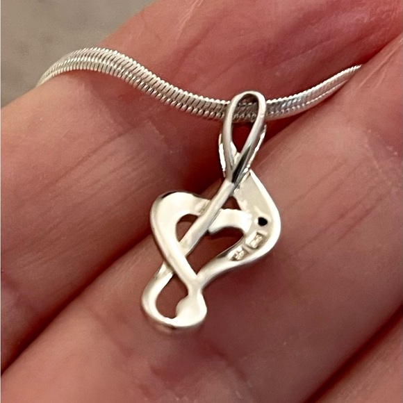 Sterling Silver diamond chip Modena Musical Note Pendant with chain - Picture 6 of 9